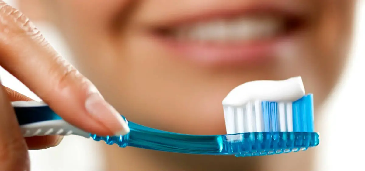 Triclosan - Washing Teeth