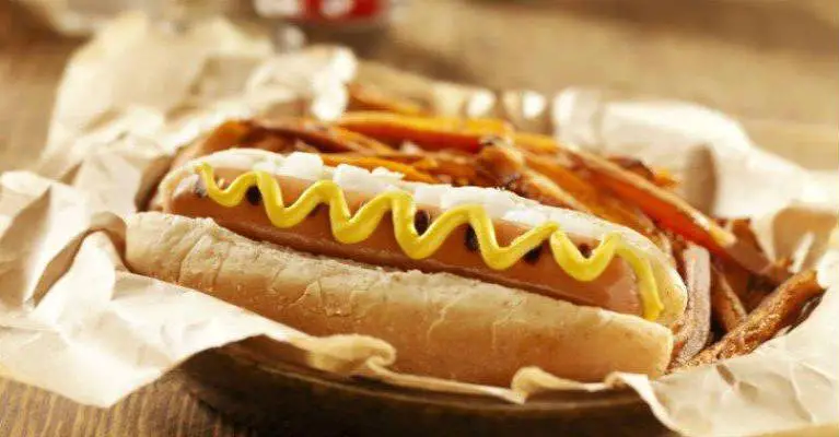 Shocking Report Shows Hot Dogs Actually Contain Human DNA — And That’s not all